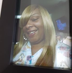 Meet your Posher, Kreshandra